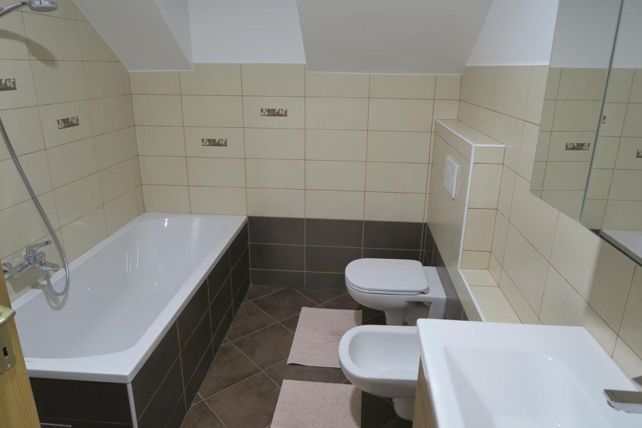 Rooms For Rent In Liubliana Exterior foto